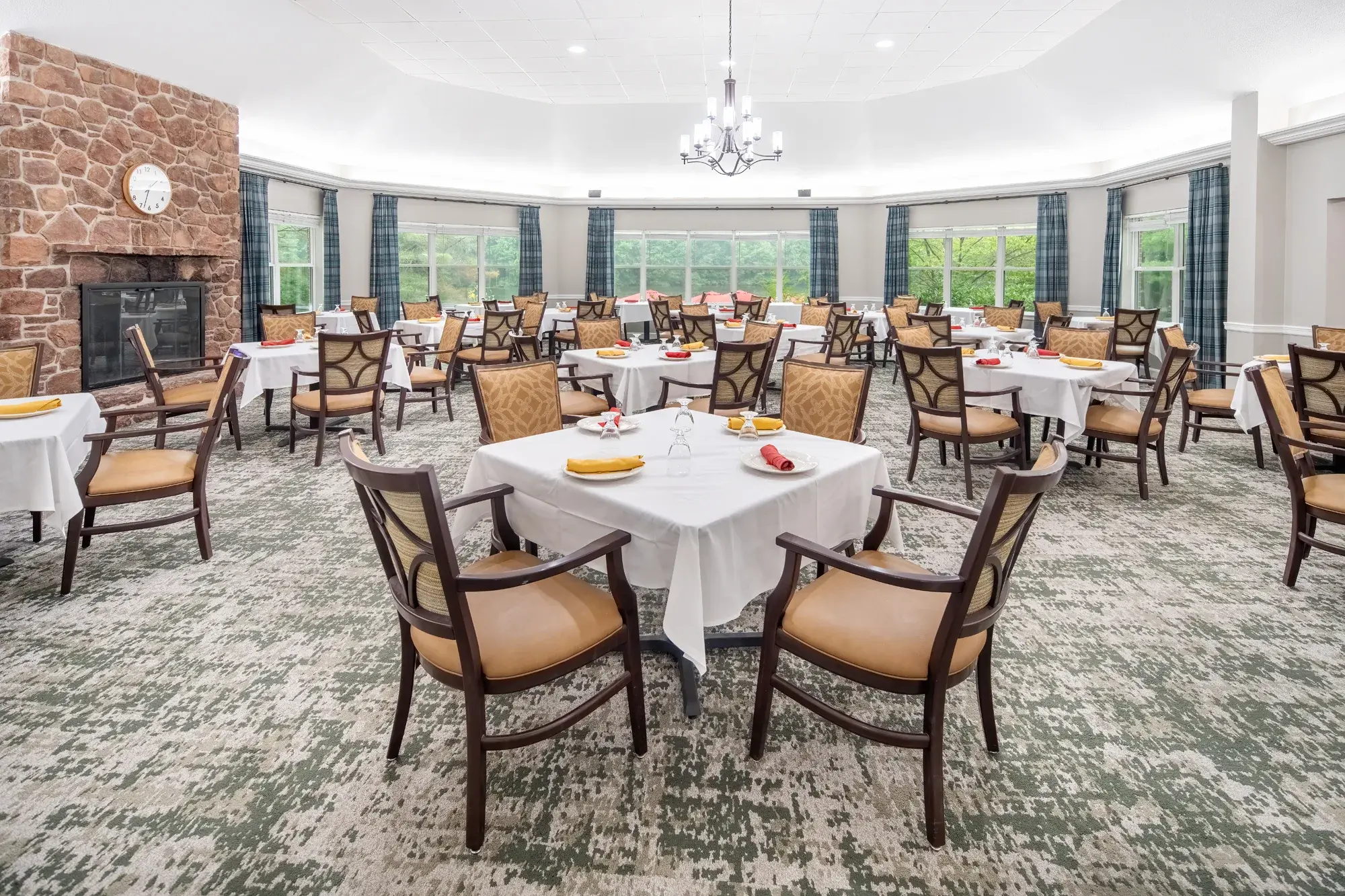 DVFG 12 Dining Room 02